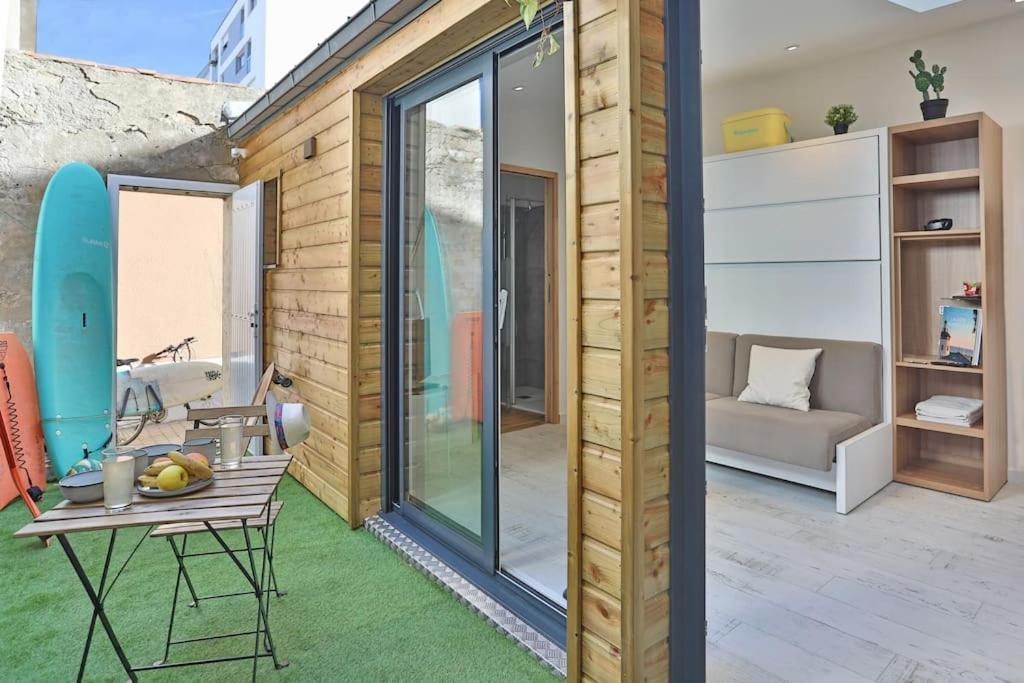 Tiny Studio Terrasse, Hypercentre La Plage A 2 Pas ! Les Sables-d'Olonne Exterior photo